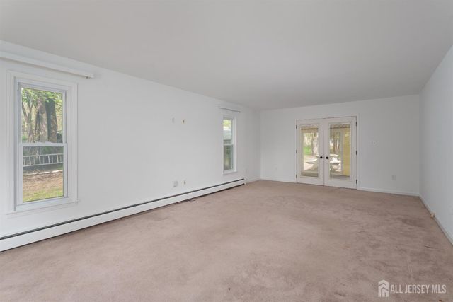 304 Schoolhouse Road, Monroe, NJ 08831