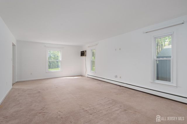304 Schoolhouse Road, Monroe, NJ 08831