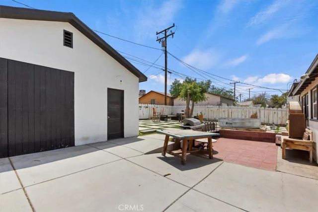 112 W Grandview Drive, Barstow, CA 92311