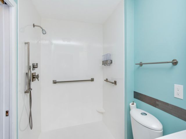 9832 Moonbeam Lane, Woodbury, MN 55125