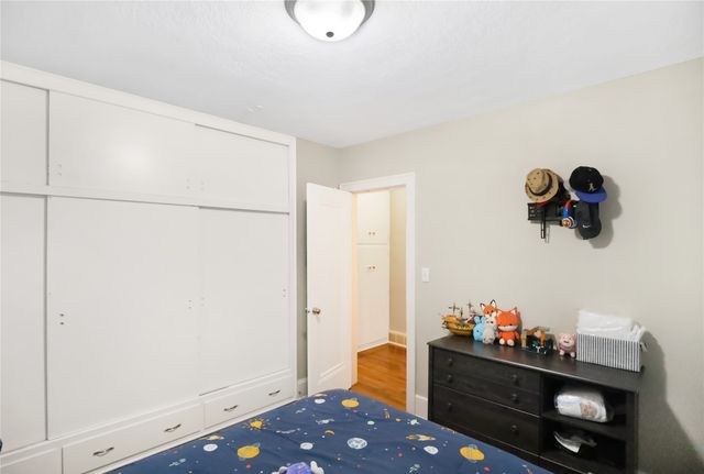 618 Arthur Avenue, Des Moines, IA 50313