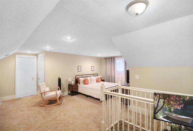 618 Arthur Avenue, Des Moines, IA 50313