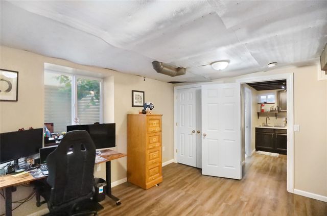 618 Arthur Avenue, Des Moines, IA 50313