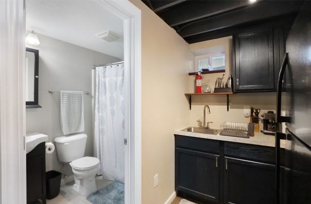 618 Arthur Avenue, Des Moines, IA 50313