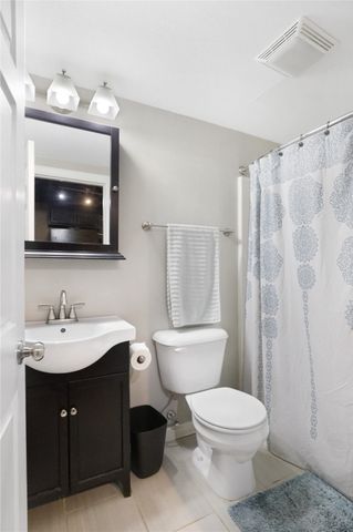 618 Arthur Avenue, Des Moines, IA 50313