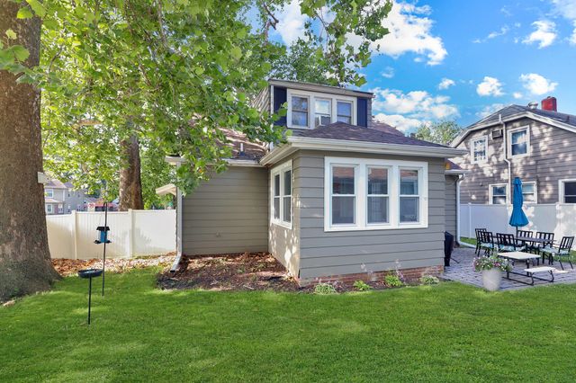618 Arthur Avenue, Des Moines, IA 50313