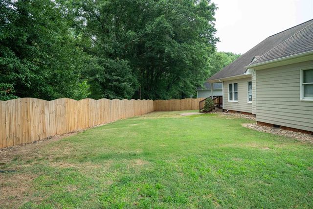 11 Churchfield Court, Greer, SC 29651