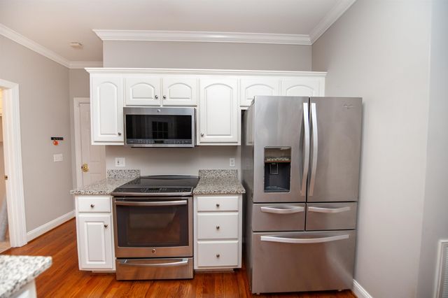 11 Churchfield Court, Greer, SC 29651