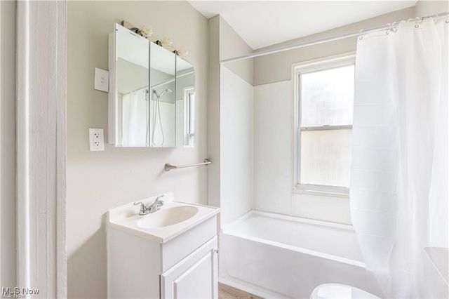 7116 Deveny Avenue, Cleveland, OH 44105