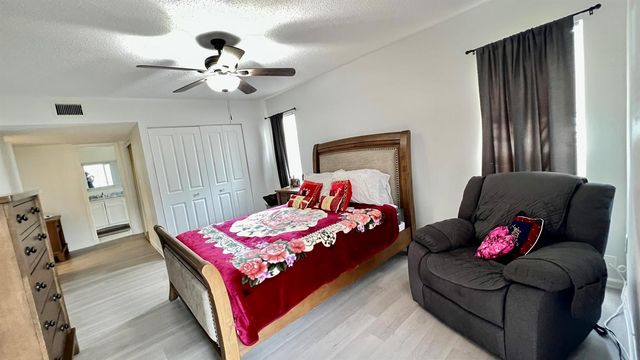 7 Greenway Village N 105, Royal Palm Beach, FL 33411