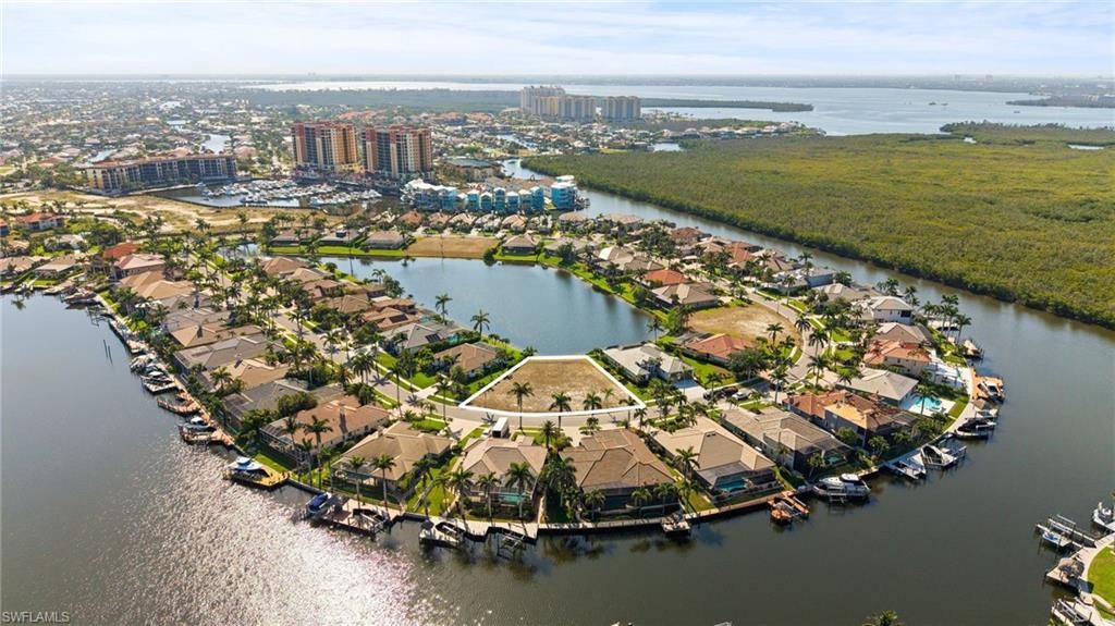 1922 Harbour CIR, CAPE CORAL, FL 33914 — photo 3