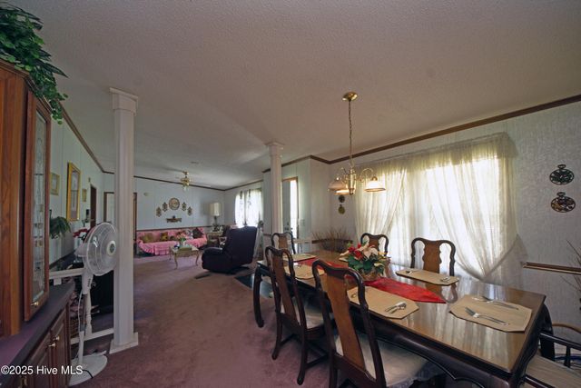 1094 Hinestown Road, Jacksonville, NC 28540