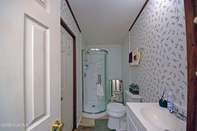 1094 Hinestown Road, Jacksonville, NC 28540