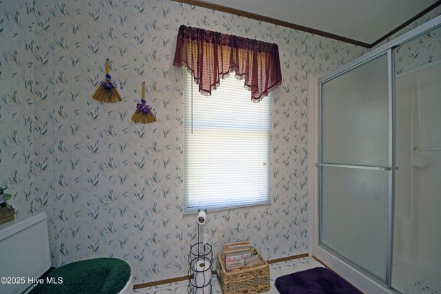 1094 Hinestown Road, Jacksonville, NC 28540