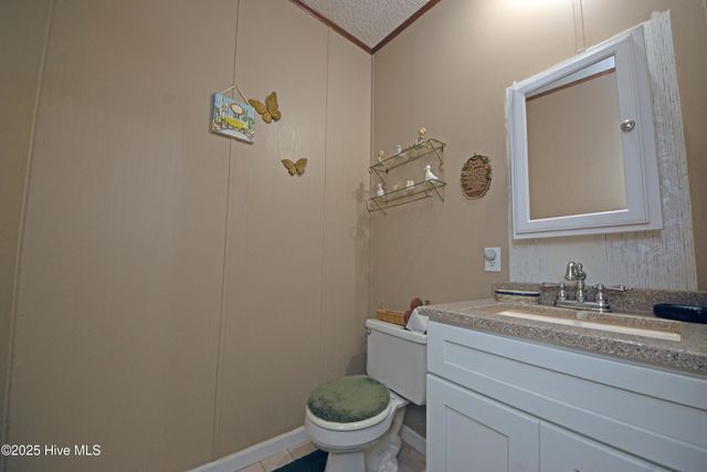 1094 Hinestown Road, Jacksonville, NC 28540