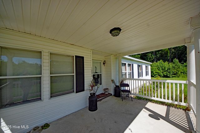 1094 Hinestown Road, Jacksonville, NC 28540