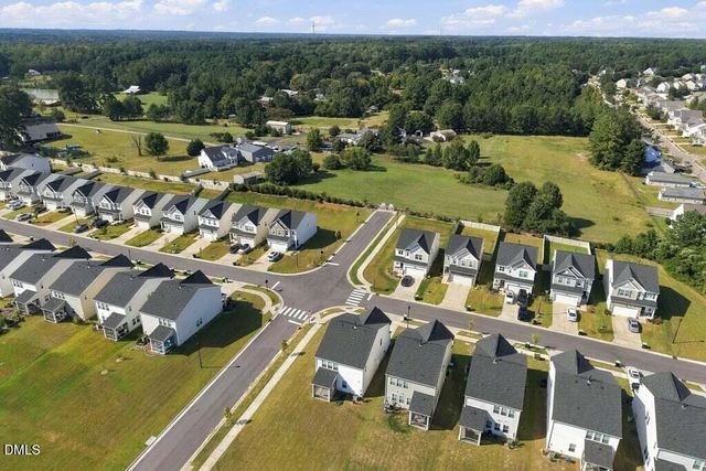 749 Cainhoy Court, Zebulon, NC 27597