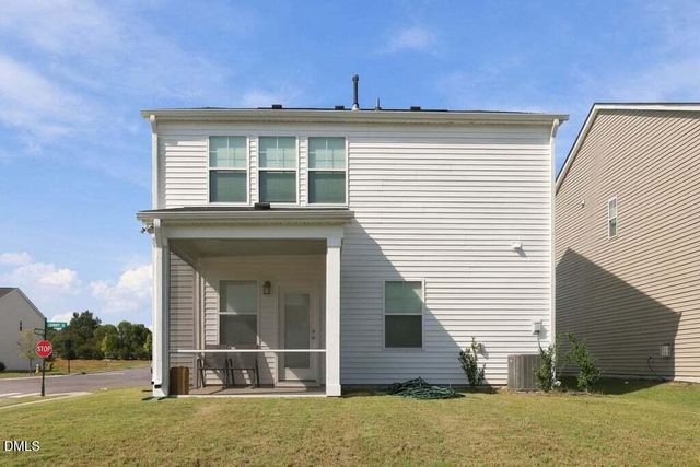 749 Cainhoy Court, Zebulon, NC 27597