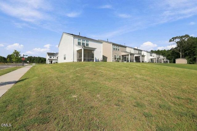 749 Cainhoy Court, Zebulon, NC 27597