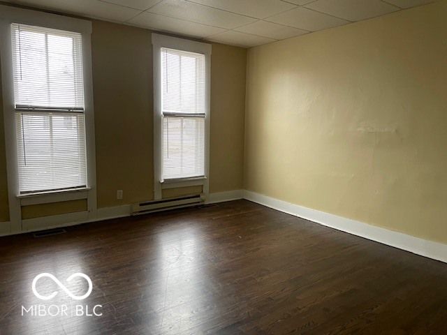 1327 Sycamore Street, Columbus, IN 47201