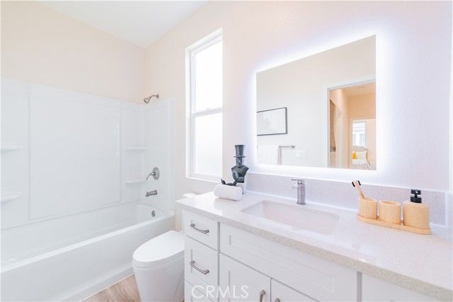 11237 Gladhill Road 8, Whittier, CA 90604