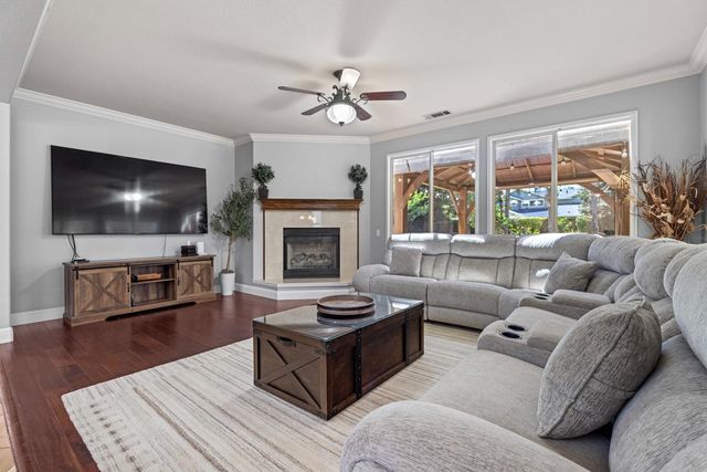 2451 Basque Dr, Tracy, CA 95304