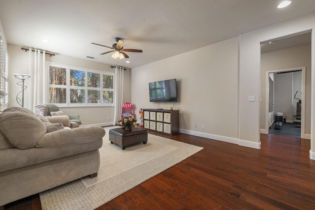 2451 Basque Dr, Tracy, CA 95304