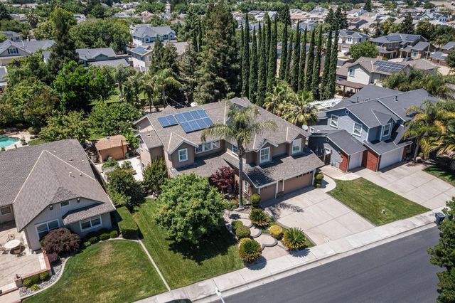 2451 Basque Dr, Tracy, CA 95304