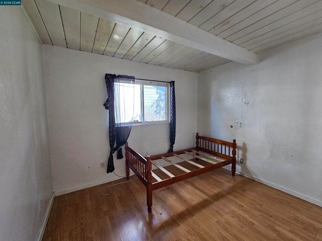 604 Harrison Dr, Richmond, CA 94806