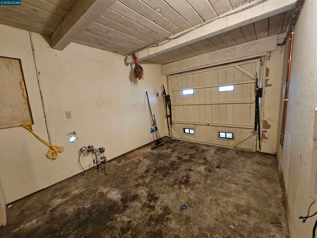 604 Harrison Dr, Richmond, CA 94806