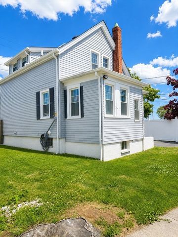 61 Church Street, New Bedford, MA 02746