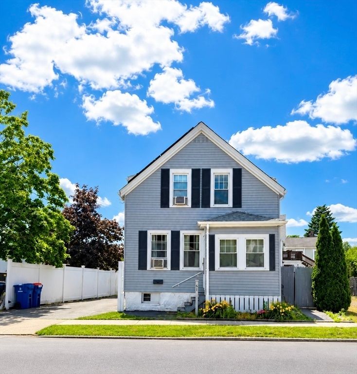 61 Church Street, New Bedford, MA 02746