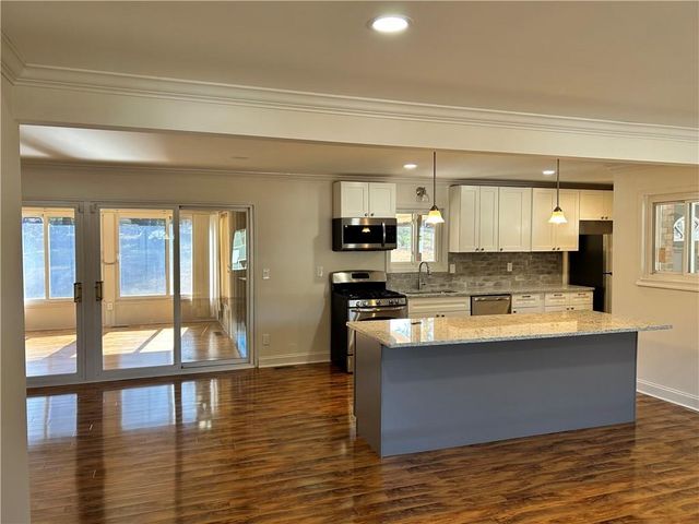 4642 Elmhurst Drive, Douglasville, GA 30135