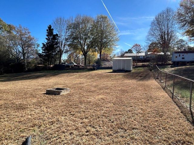 4642 Elmhurst Drive, Douglasville, GA 30135