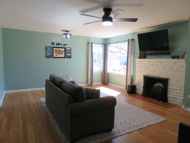 1705 E Latoka Street, Springfield, MO 65804