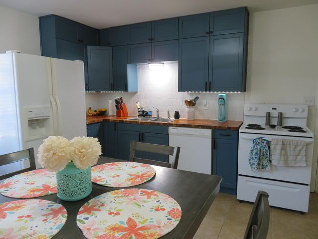 1705 E Latoka Street, Springfield, MO 65804