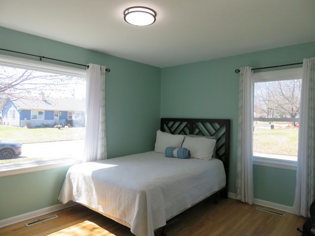 1705 E Latoka Street, Springfield, MO 65804