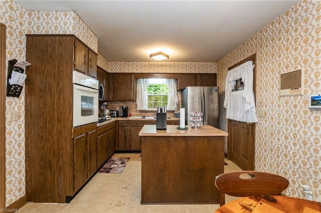 221 Obie Drive, Durham, NC 27713