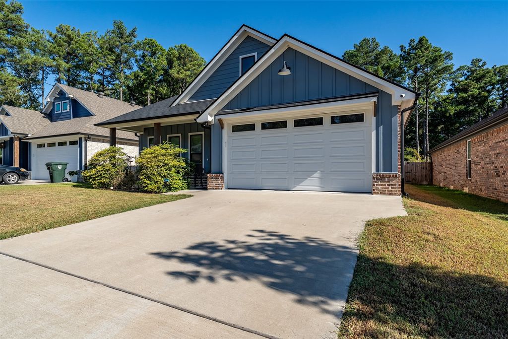 1672 Alamo Crossing, Tyler, TX 75701