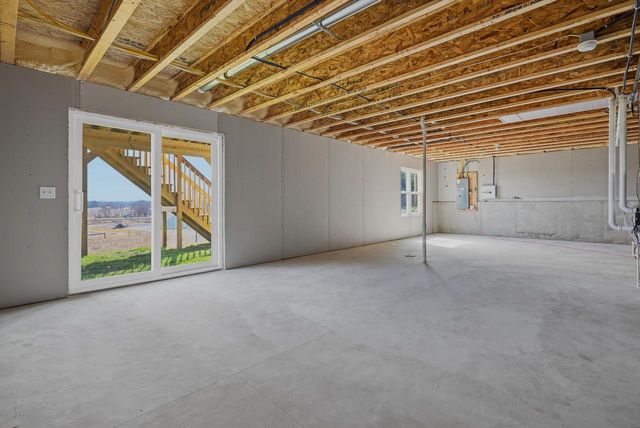 712 Cozy Farm Road, Waunakee, WI 53597