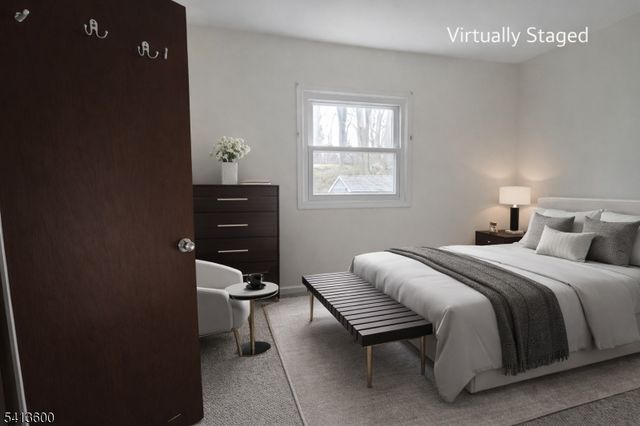 329 Elmira Trl, Hopatcong Boro, NJ 07843