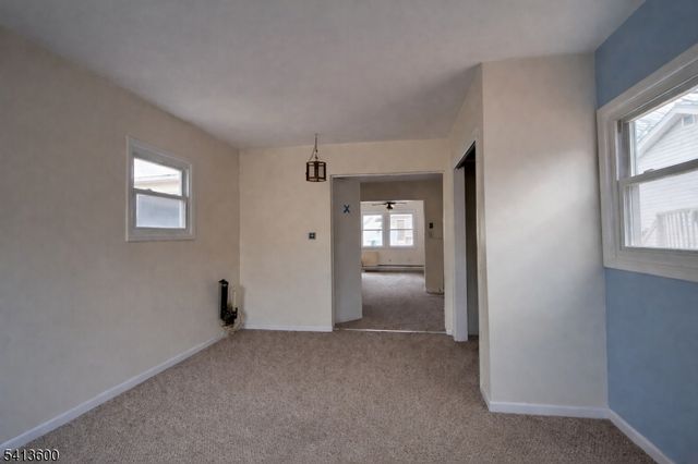 329 Elmira Trl, Hopatcong Boro, NJ 07843