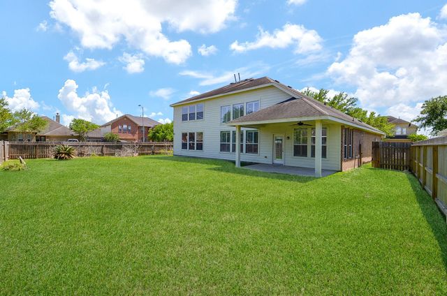 902 Aqua Vista Lane, Rosenberg, TX 77469