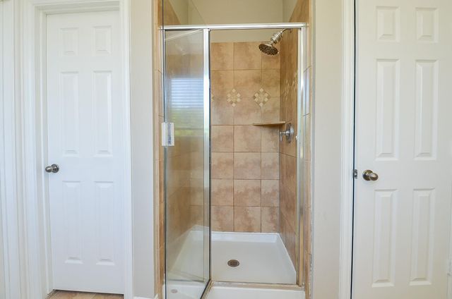 902 Aqua Vista Lane, Rosenberg, TX 77469