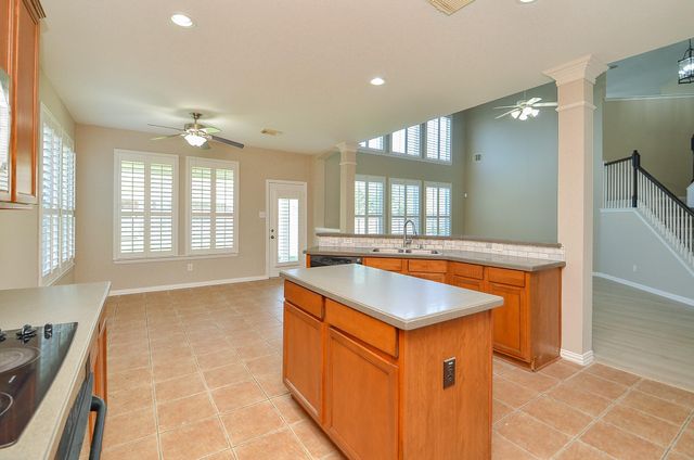 902 Aqua Vista Lane, Rosenberg, TX 77469