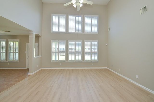 902 Aqua Vista Lane, Rosenberg, TX 77469