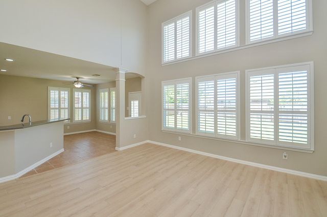 902 Aqua Vista Lane, Rosenberg, TX 77469