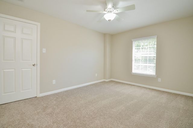 902 Aqua Vista Lane, Rosenberg, TX 77469