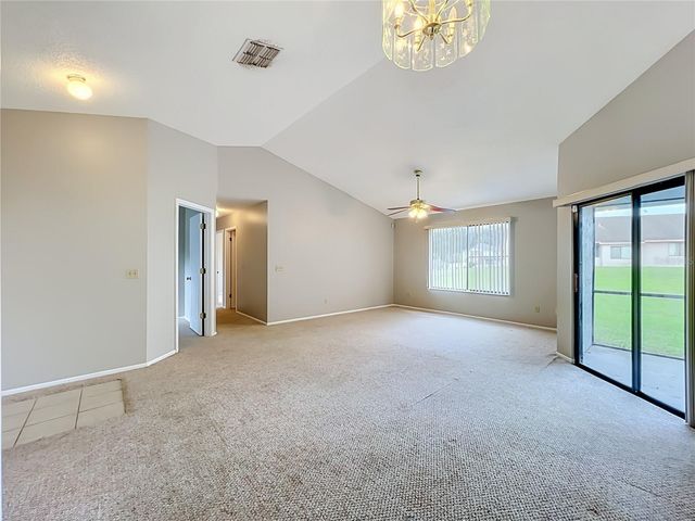 2943 ROUNDABOUT LANE, Orlando, FL 32818
