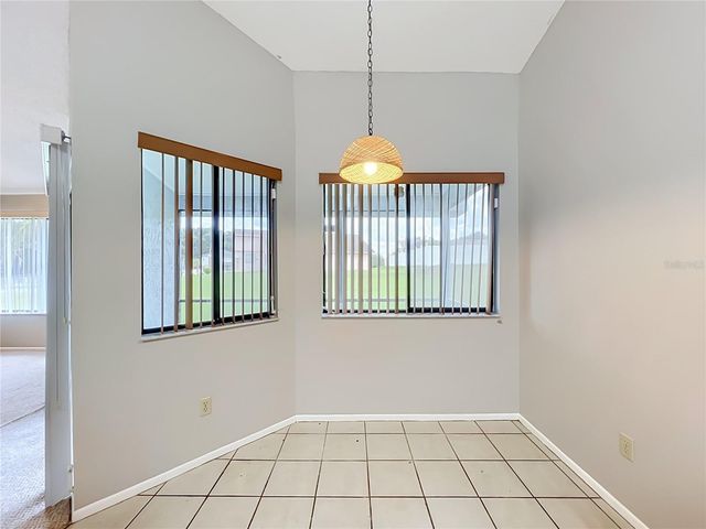 2943 ROUNDABOUT LANE, Orlando, FL 32818